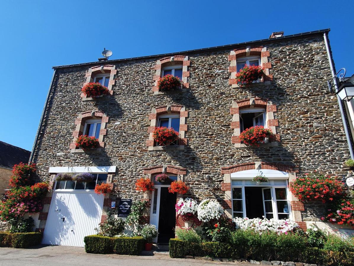 Aux Lits Du Canal Josselin Exterior photo